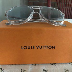 Louis Vuitton Sun Glasses